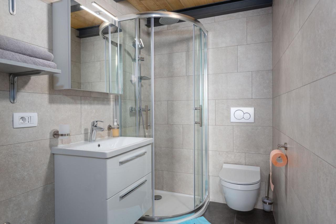Gallery Apartment In Skrbčići Dış mekan fotoğraf